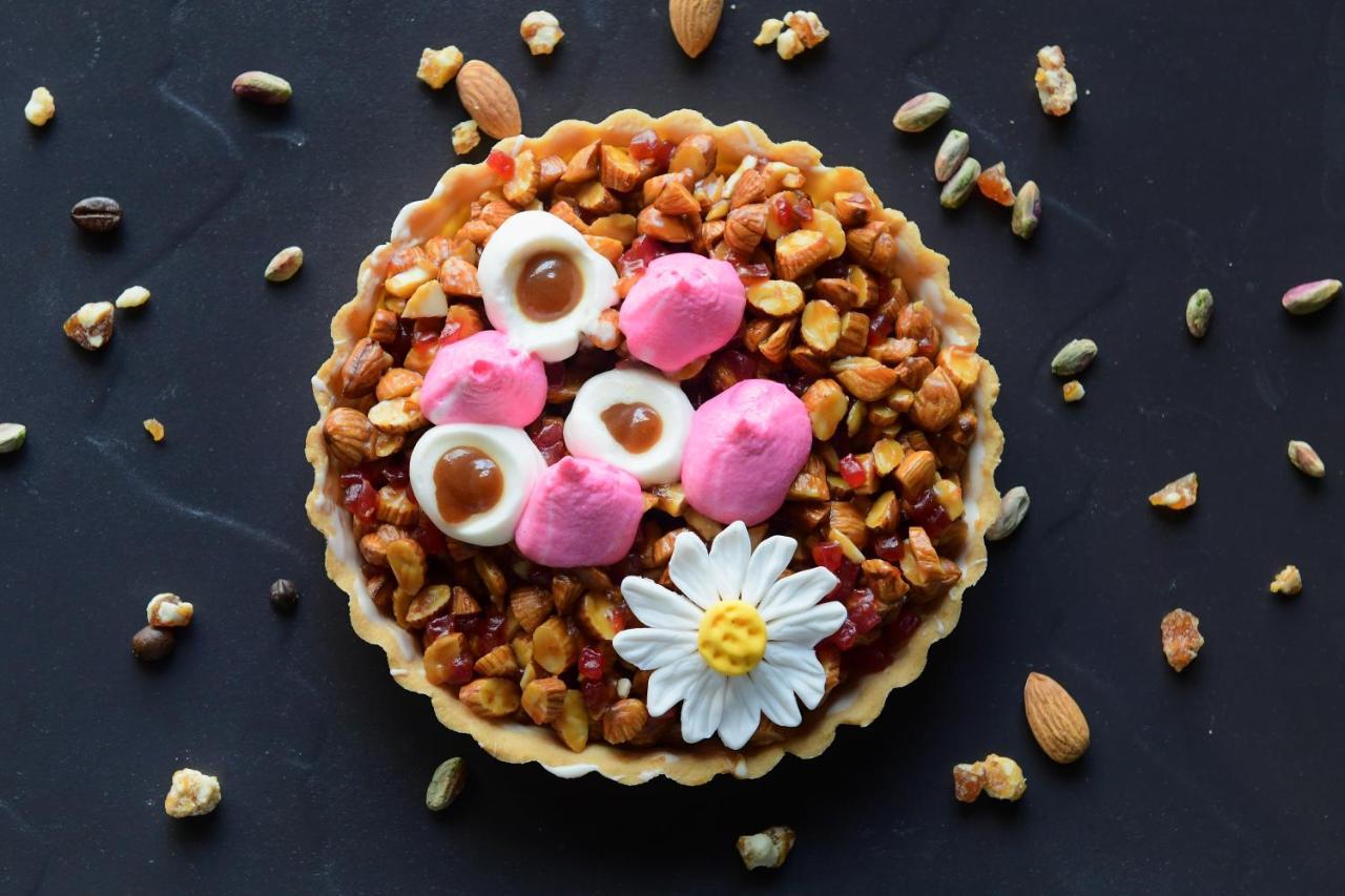 古瓦哈提丽笙酒店 外观 照片 A granola tart