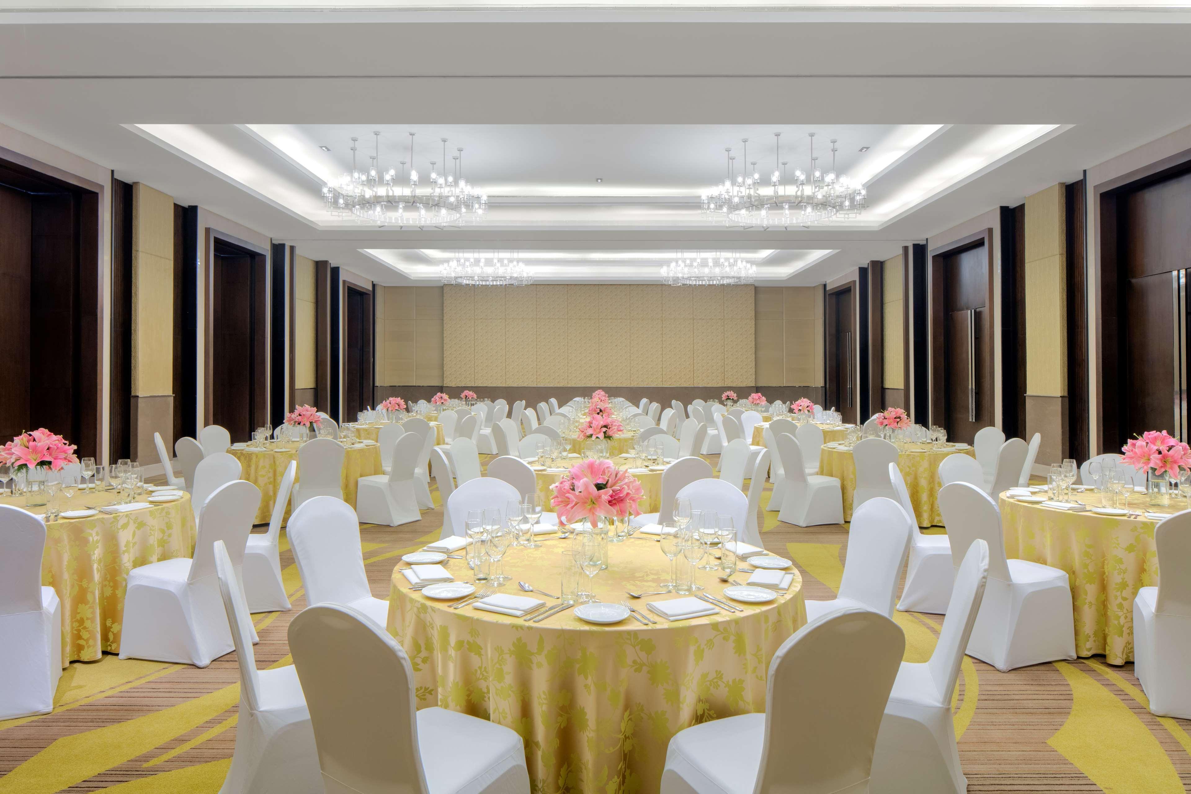 古瓦哈提丽笙酒店 外观 照片 The ballroom