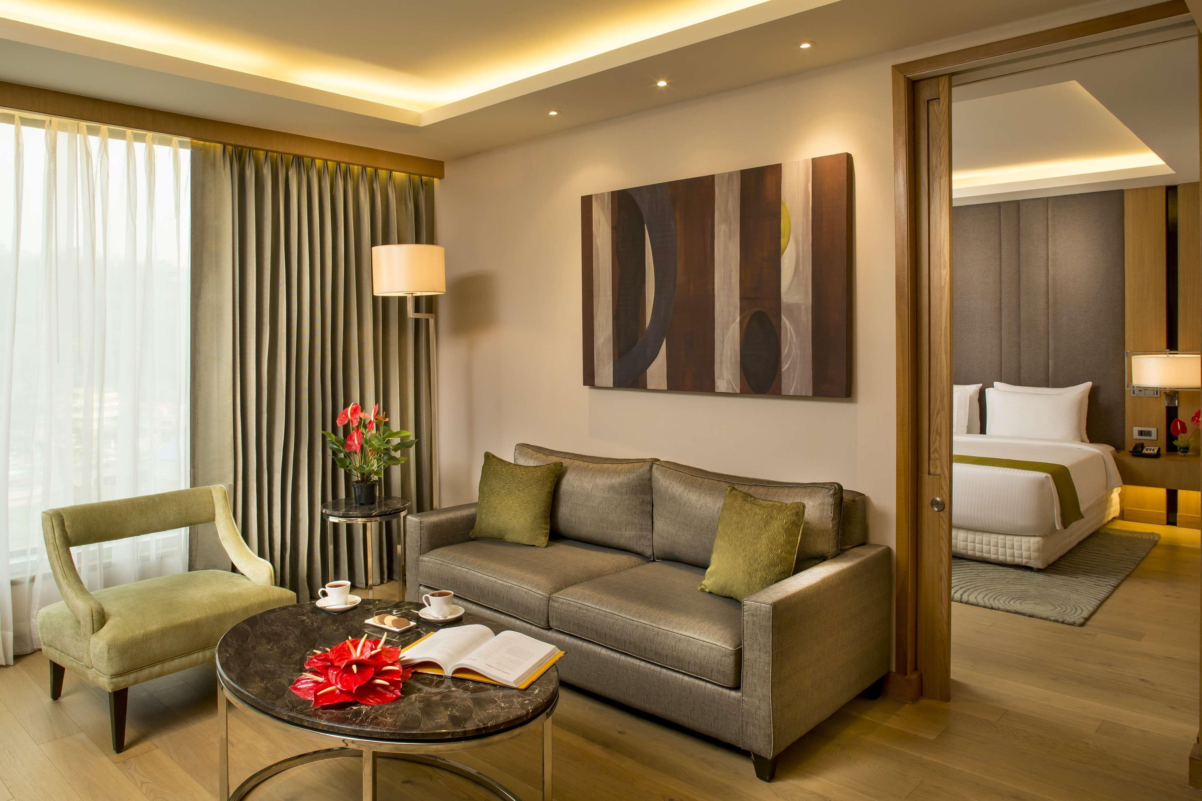 古瓦哈提丽笙酒店 外观 照片 Suite at the Park Hyatt Hyderabad