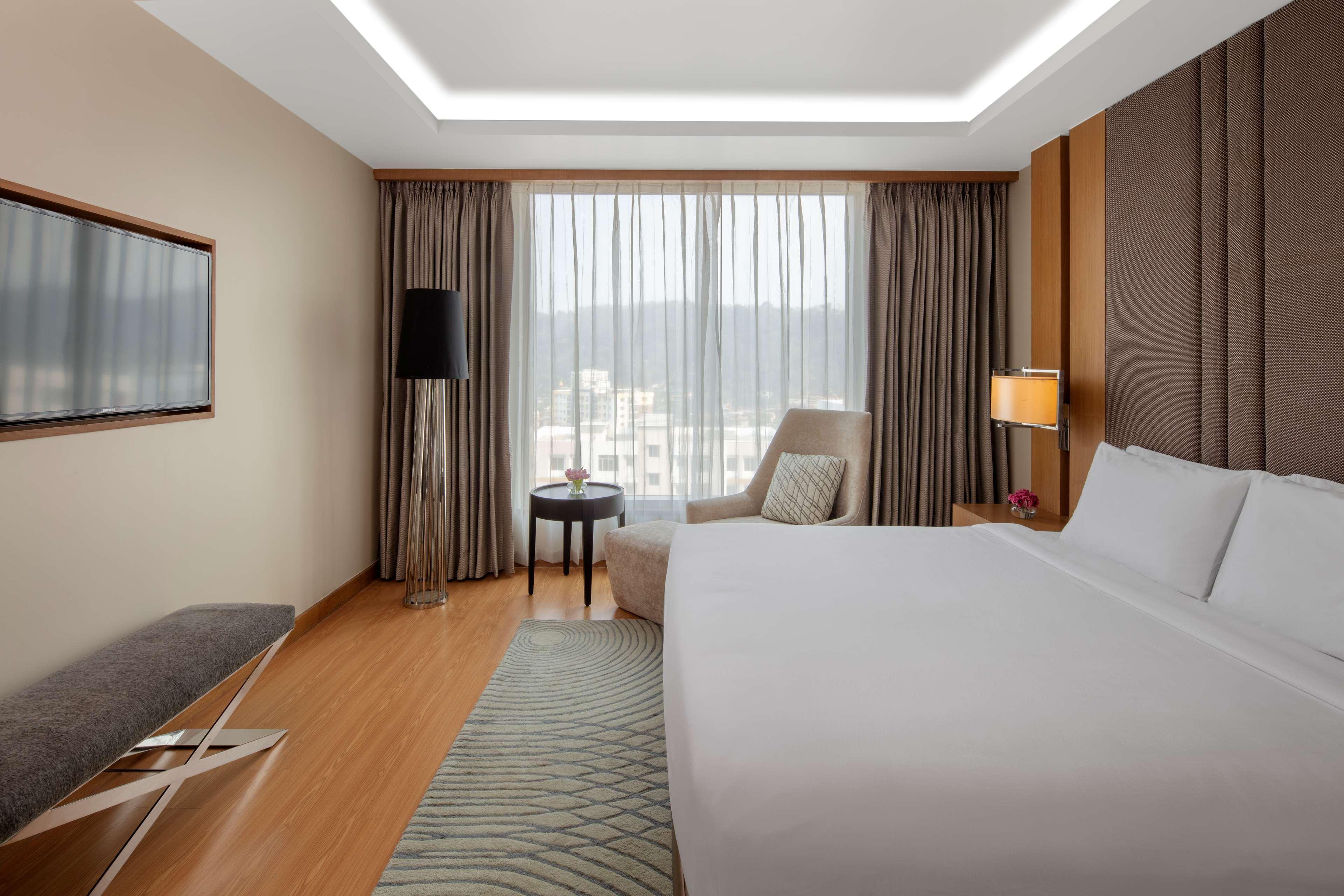 古瓦哈提丽笙酒店 外观 照片 Deluxe Room