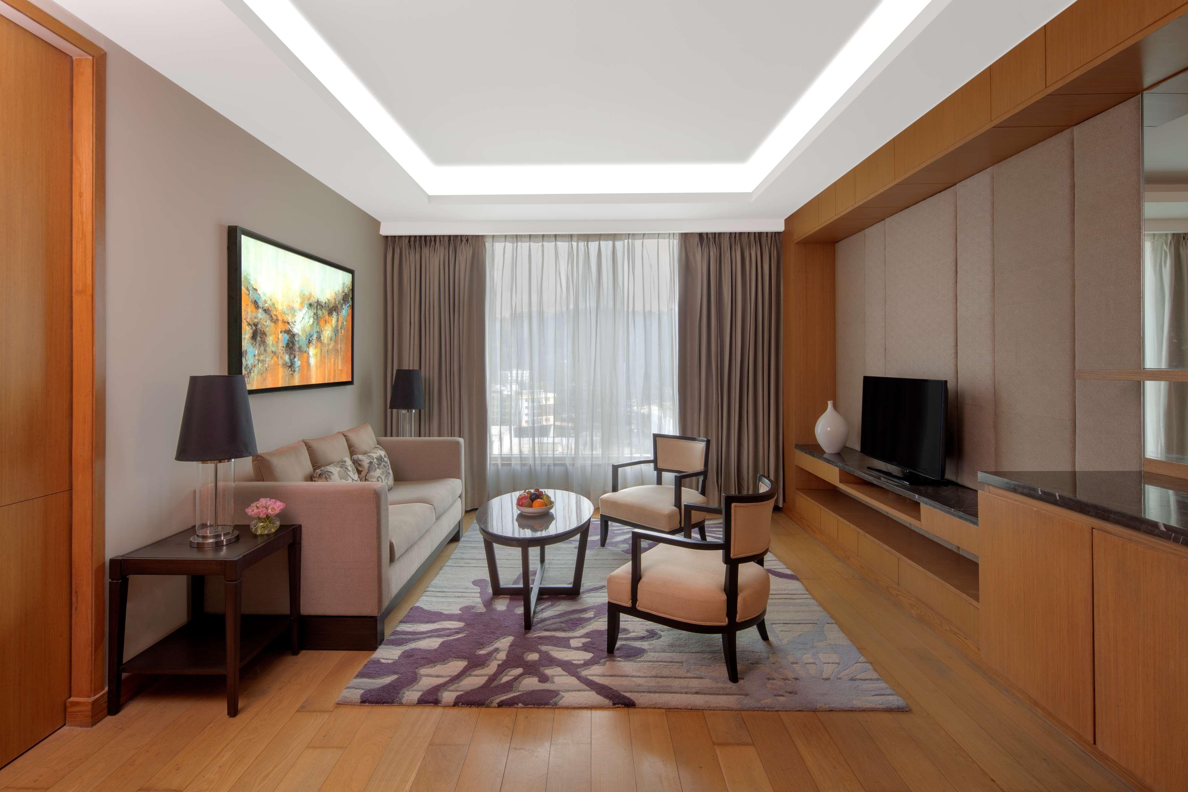 古瓦哈提丽笙酒店 外观 照片 Living room